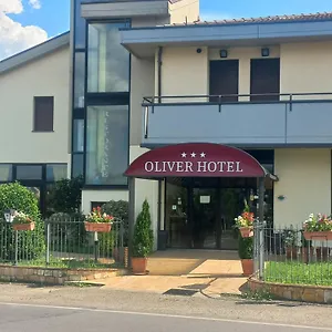 Oliver 3*, Anghiari Italia
